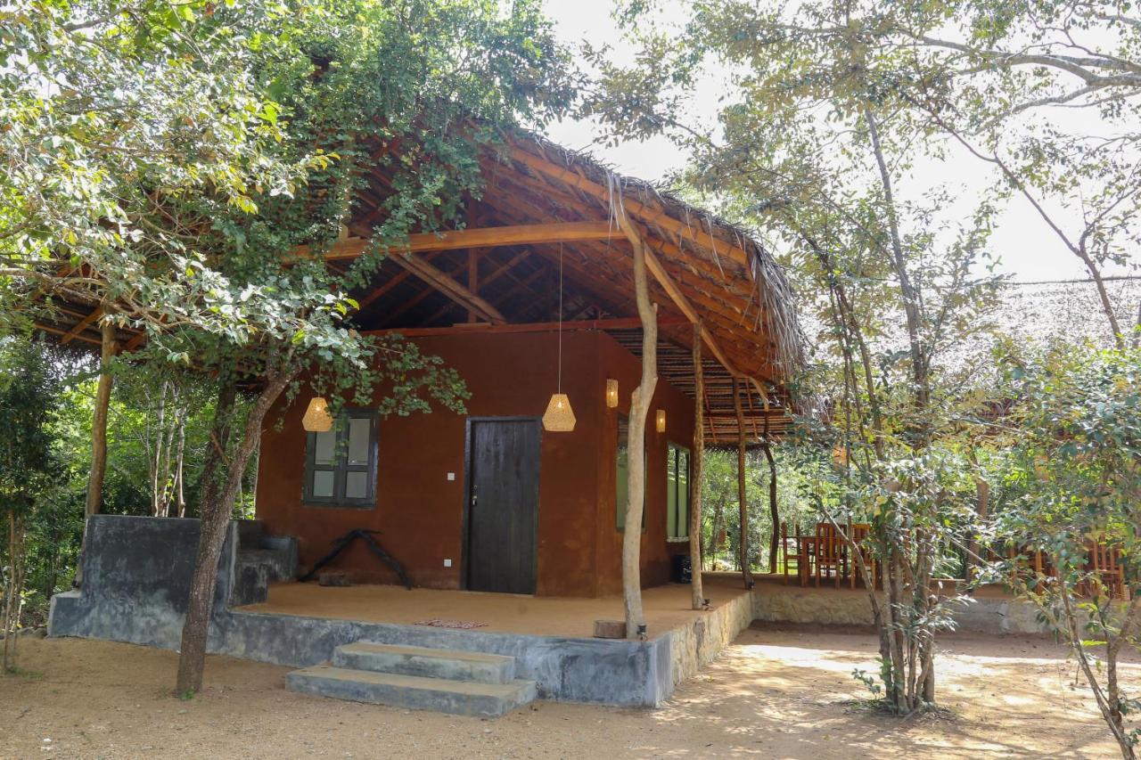 Sky Forest Habarana Exterior foto
